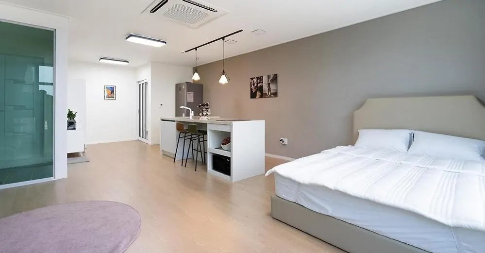 Ongjin Guardians Pool Villa Incheon South Korea