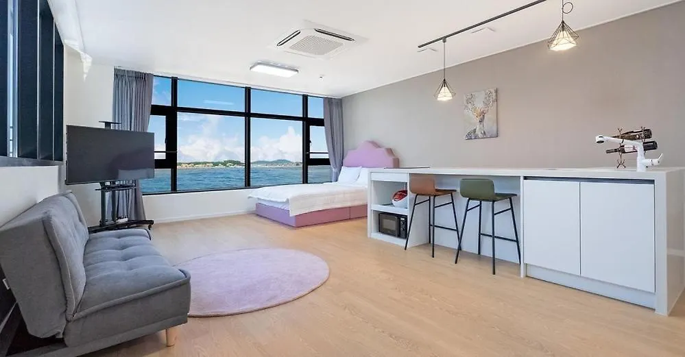 Ongjin Guardians Pool Villa Incheon 4*,