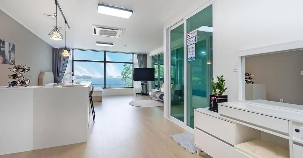 Ongjin Guardians Pool Villa Incheon