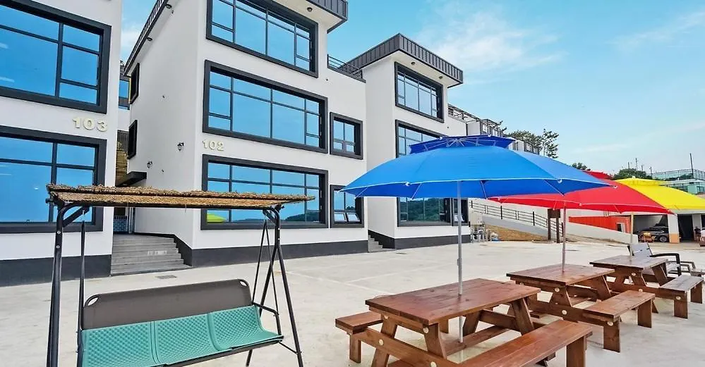 Guest house Ongjin Guardians Pool Villa Incheon